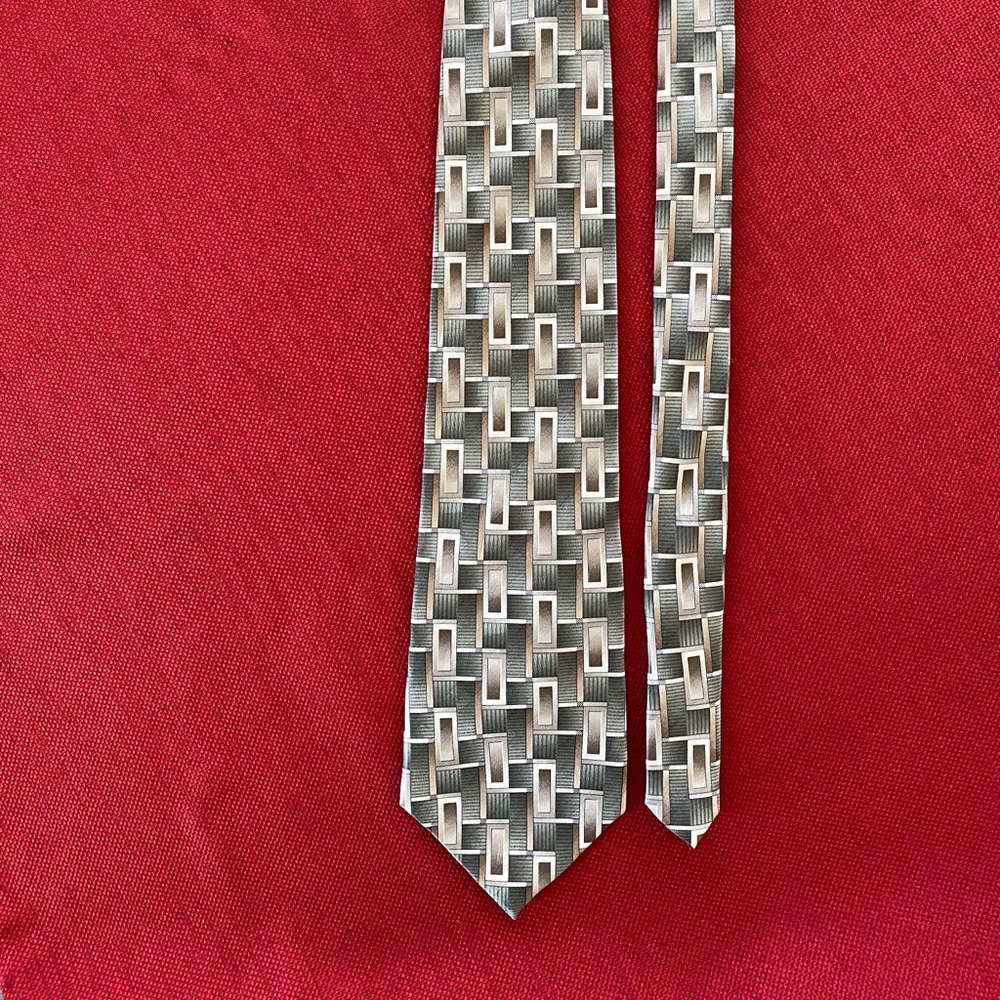 Stratford green gray silk hand made tie - Picture 4 of 8